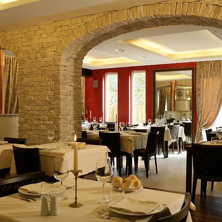 Albergo Ristorante Marcheno Luaran gambar