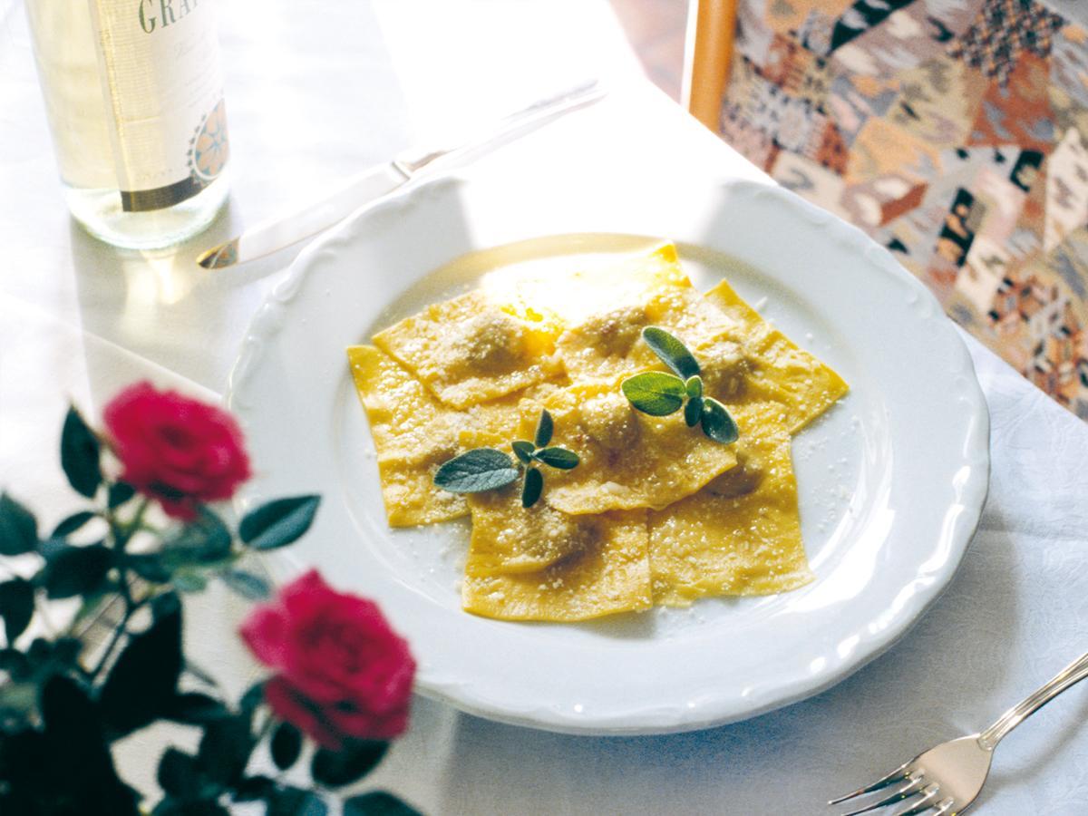 Albergo Ristorante Marcheno Luaran gambar